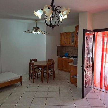 Sigri'S Beauty Apartment Sigrion ภายนอก รูปภาพ