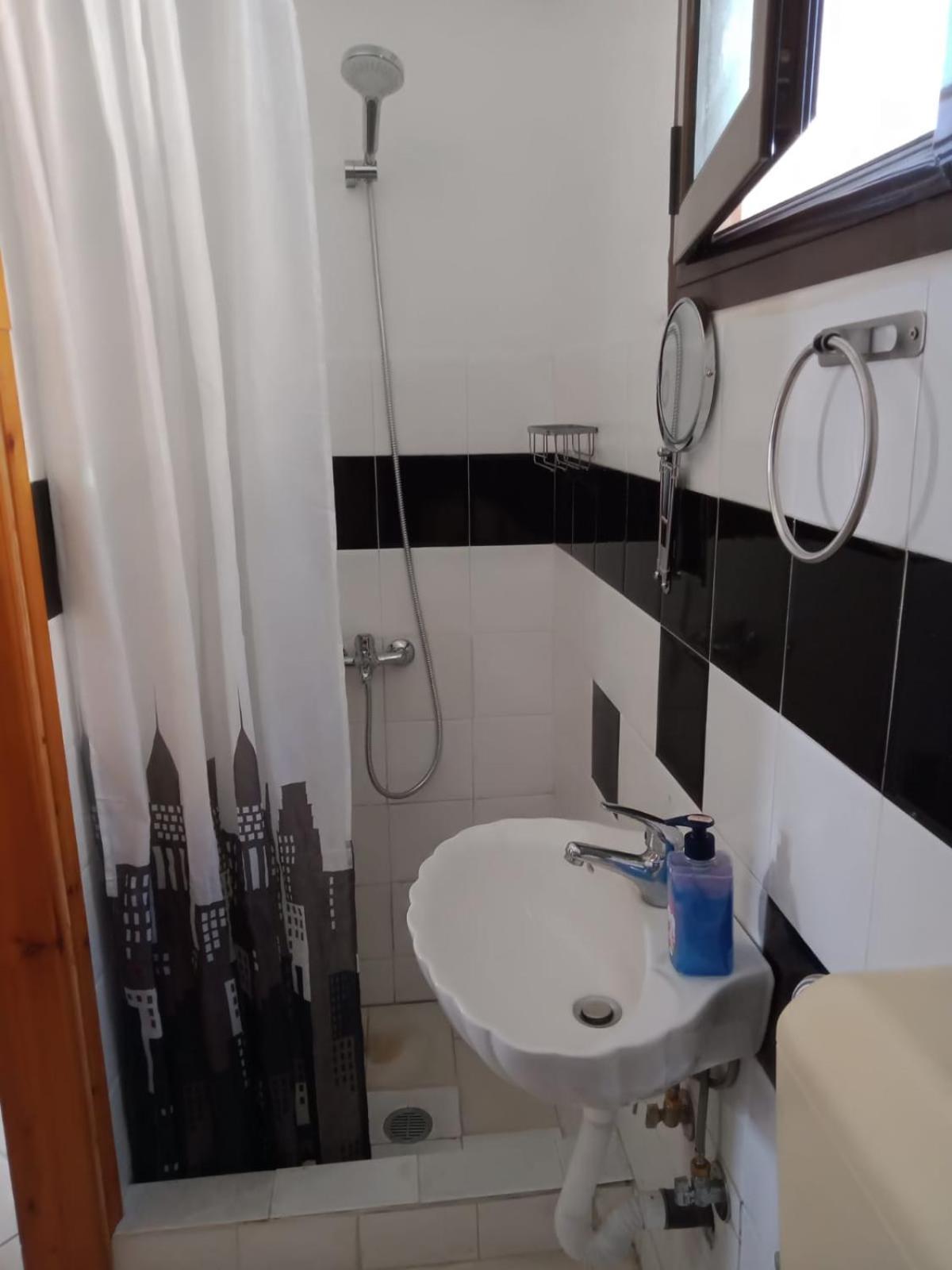 Sigri'S Beauty Apartment Sigrion ภายนอก รูปภาพ